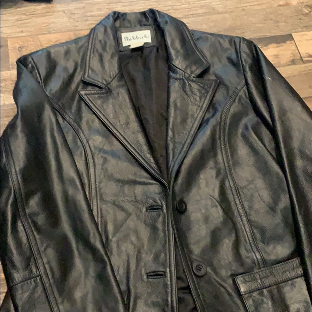 Fitted leather jacket